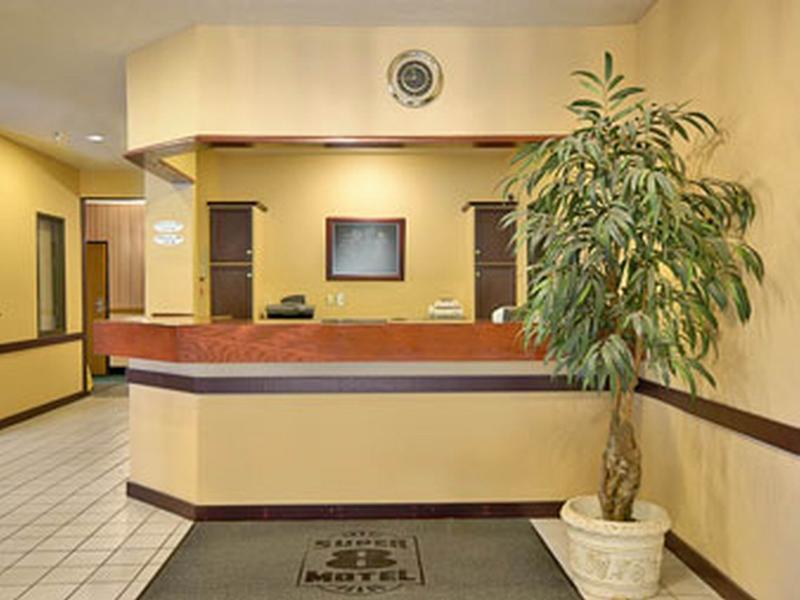 Super 8 By Wyndham Bloomington University Area Zewnętrze zdjęcie