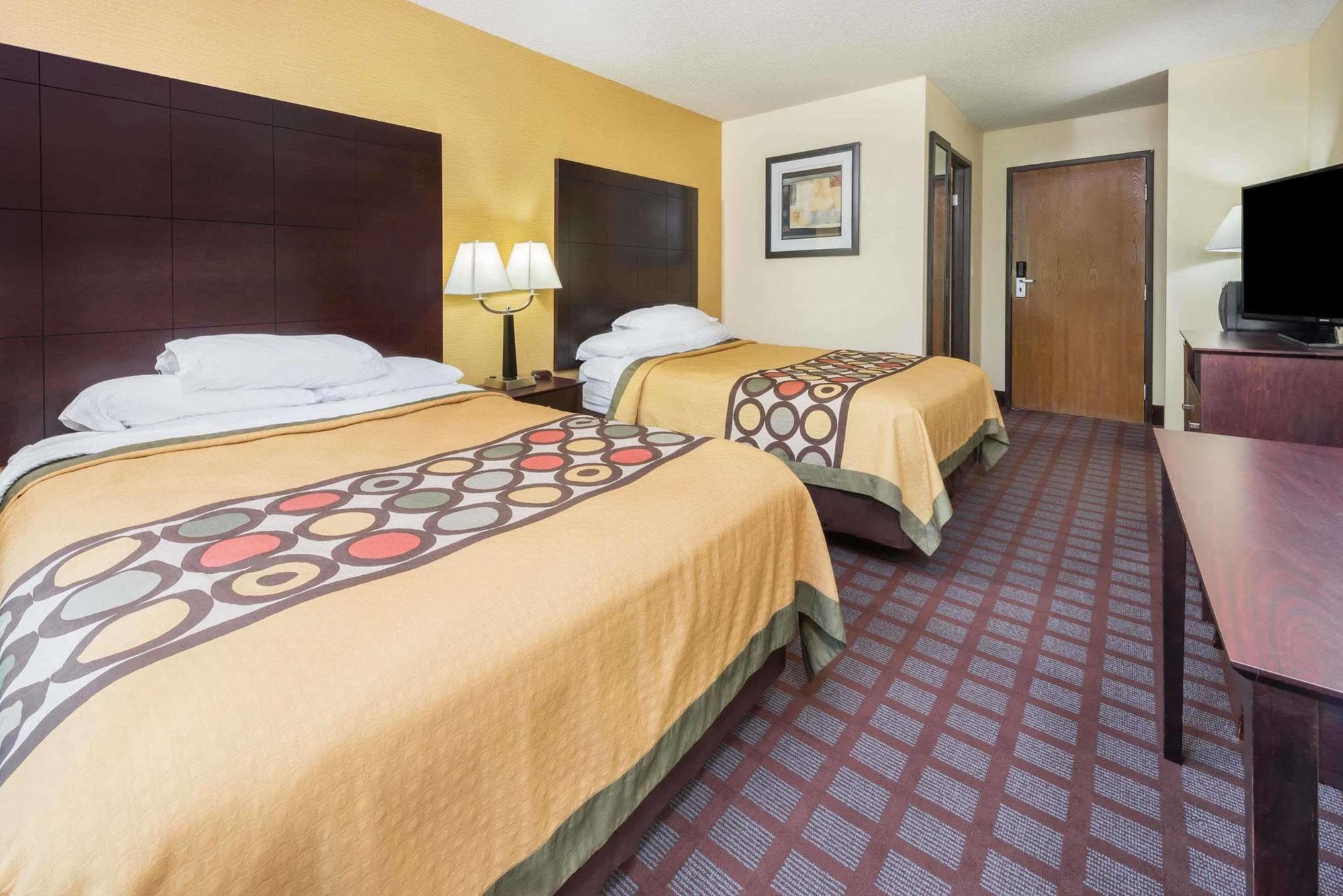Super 8 By Wyndham Bloomington University Area Zewnętrze zdjęcie
